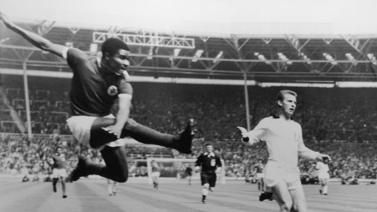 Image result for unbeaten benfica eusebio