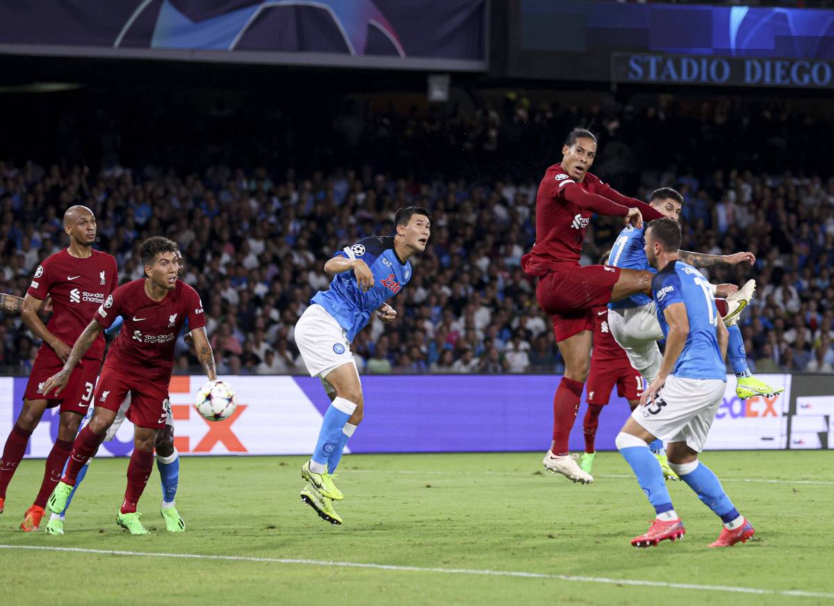 liverpool napoli1 01112022 novibet