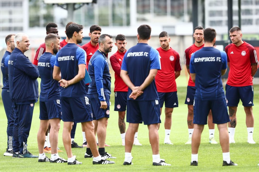 martinez olympiacos novibet