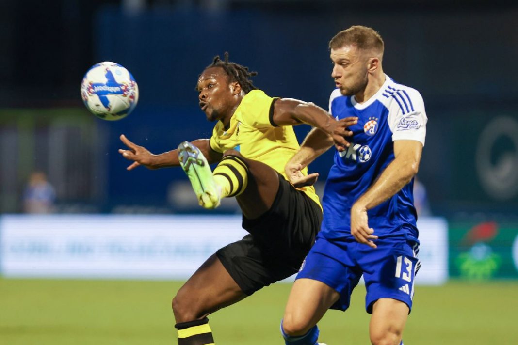 dinamo aek prognostika novibet