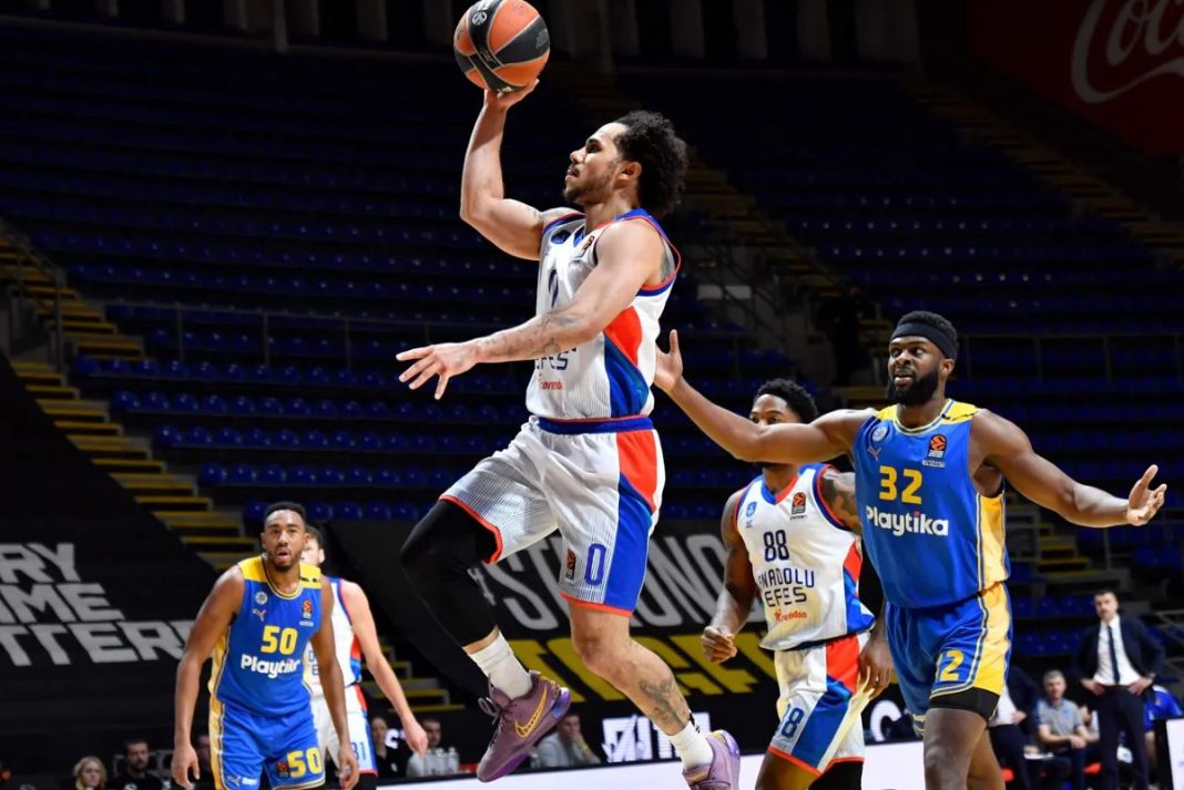 efes maccabi novibet